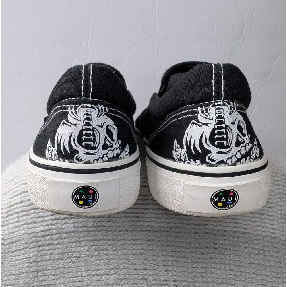 Maui and Sons Slip On Canvas Shoes Skull 9.5